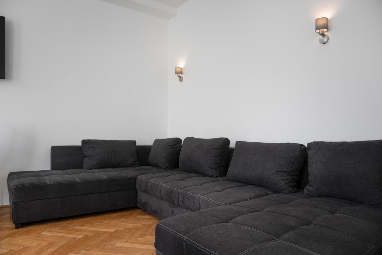 Superb 7br Shared Apartment- Near Hauptbahnhof Appartement