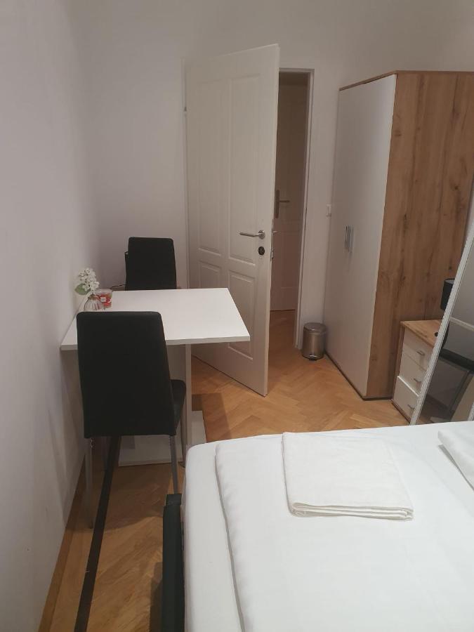 Superb 7br Shared Apartment- Near Hauptbahnhof Appartement *